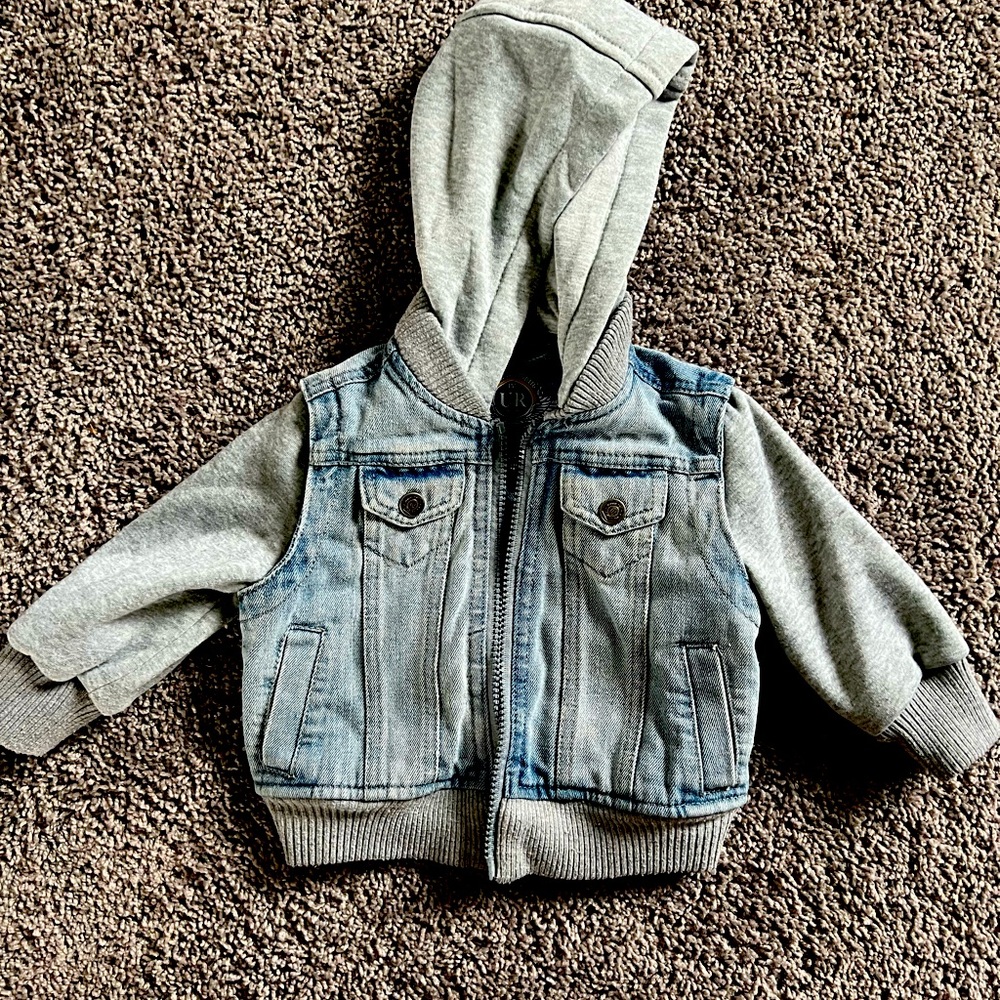 Urban Republic Like NEW jean jacket
